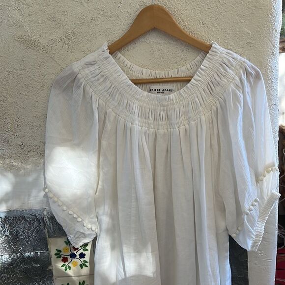 White Flowy Off The Shoulder Dress 100% Organic Cotton Size Small MSRP $475 - Picture 5 of 7